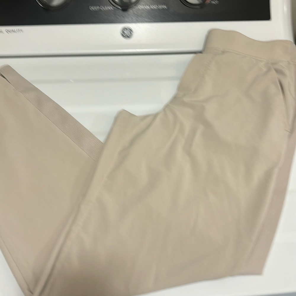 Women’s Athleta jogger